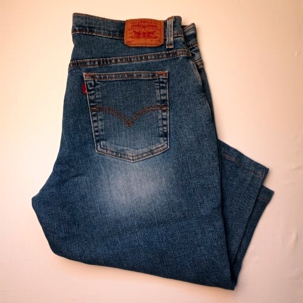 Levi's Womens 515 Stretch Mid Rise Bootcut Cropped Jeans Size 16S Medium Blue